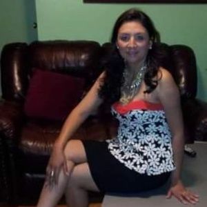 Meet your Posher, Raquel